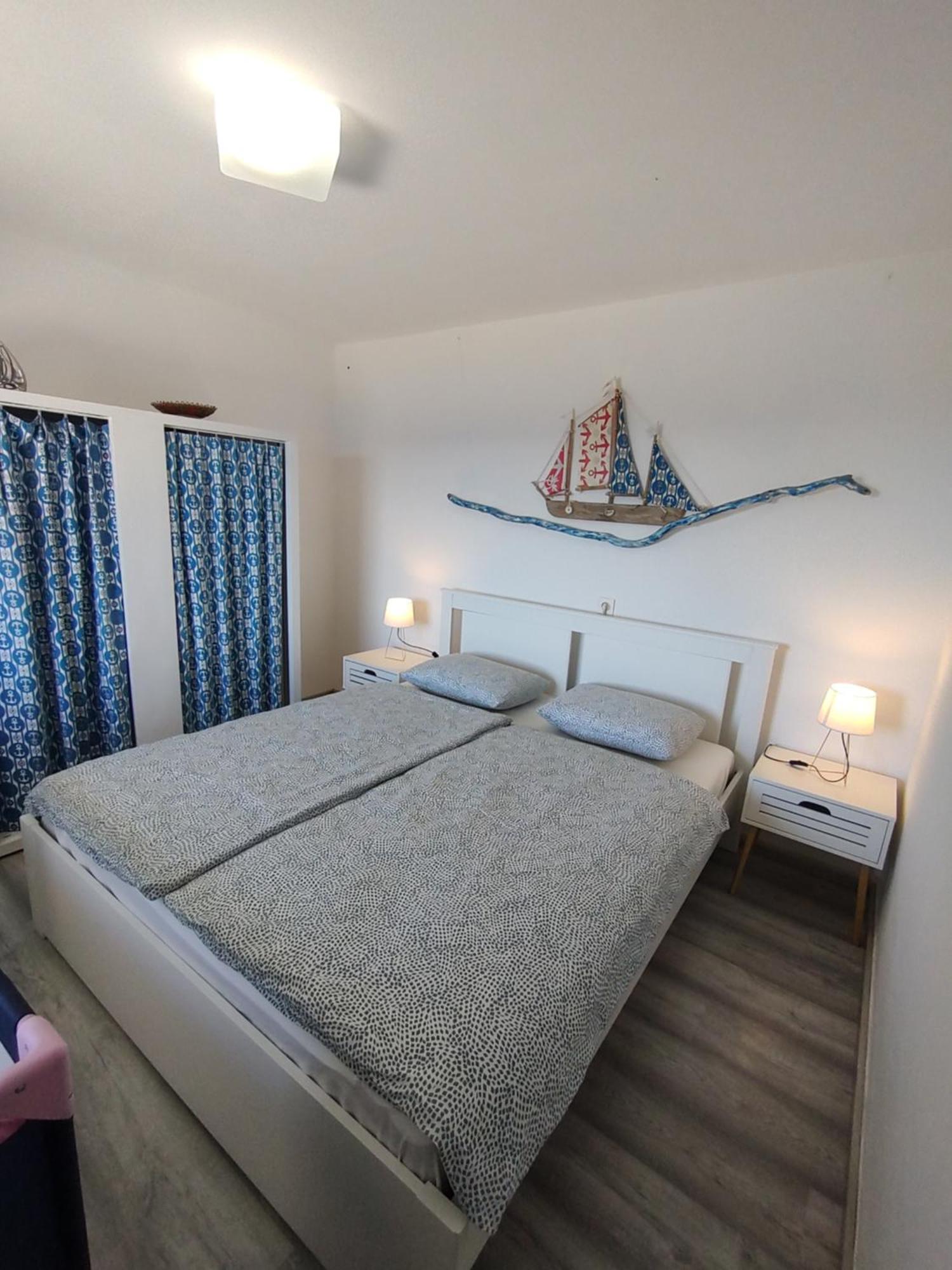 Apartment By The Sea- Santa Marina Raša Kültér fotó